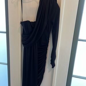 Elegant Black One-Shoulder Dress